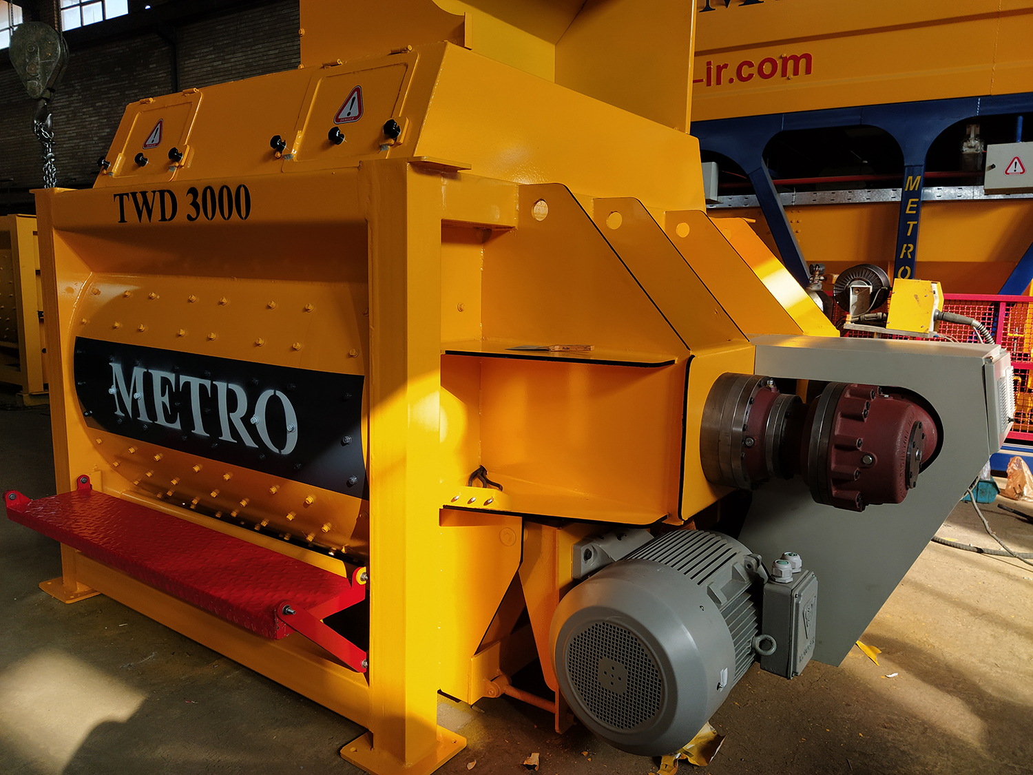 میکسر توین شفت 3 متر مکعبی TWD برای تولید بتن آماده در بچینگ پلانت‌های بزرگ